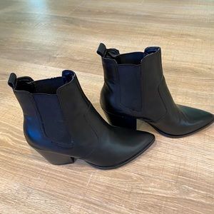 Steve Madden leather booties